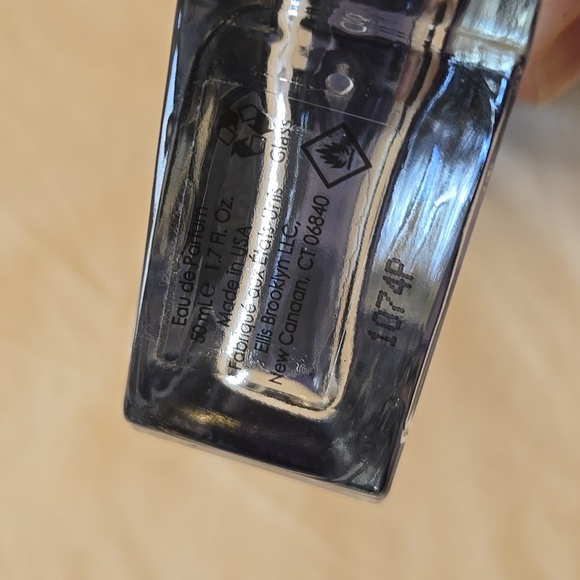 Ellis Brooklyn Sci Fi Full Size No Box - Picture 6 of 8